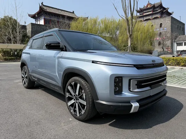 Geely ICON — Фото автомобиля 3
