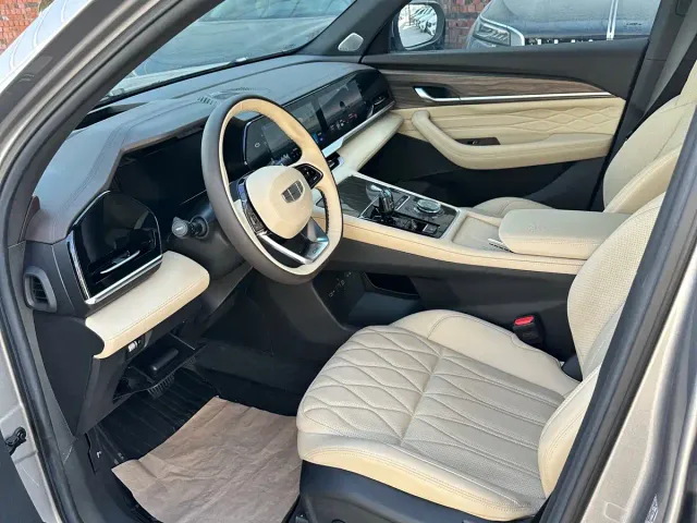 Geely Xingyue L — Фото автомобиля 4
