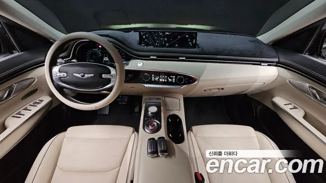 Genesis GV70 — Фото автомобиля 10