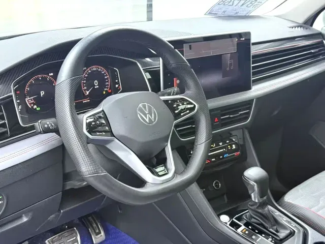 Volkswagen Tiguan L — Фото автомобиля 6