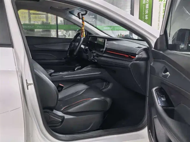 Geely Binrui — Фото автомобиля 12
