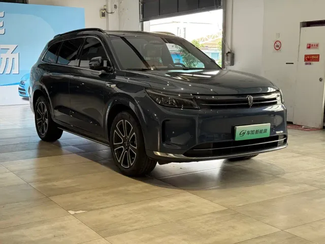 Aito M7 — Фото автомобиля 3
