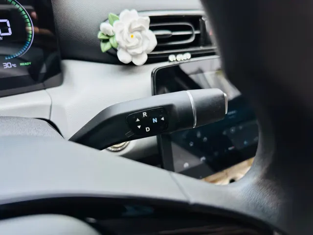 Leapmotor T03 — Фото автомобиля 10