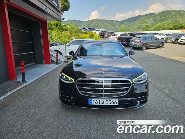 Фотография автомобиля — Mercedes-Benz S-Class W223