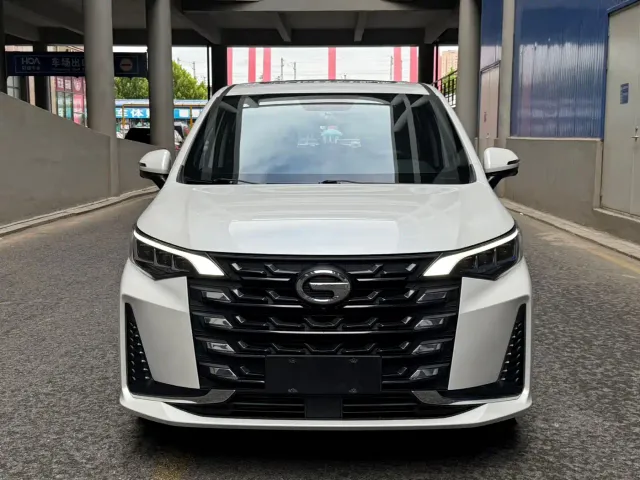 GAC Trumpchi M6 — Фото автомобиля 2
