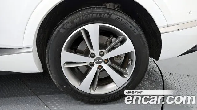 Genesis GV80 2.5T Бензин 2WD — Фото автомобиля 21