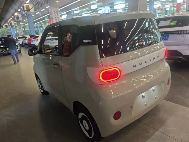 Wuling Hongguang Mini EV — Фото автомобиля 4