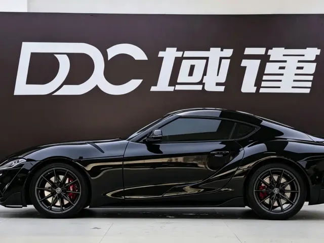 Toyota Supra — Фото автомобиля 3