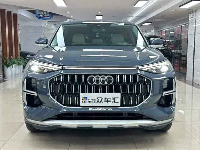 Audi Q6 — Фото автомобиля 2