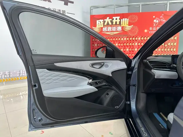 BYD Seal — Фото автомобиля 18