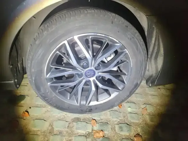 BYD Qin PLUS — Фото автомобиля 6