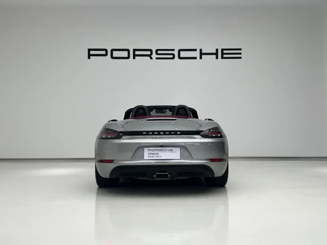 Porsche 718 — Фото автомобиля 3