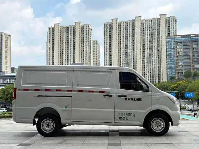 Dongfeng Yufeng Yufeng EM26 — Фото автомобиля 4