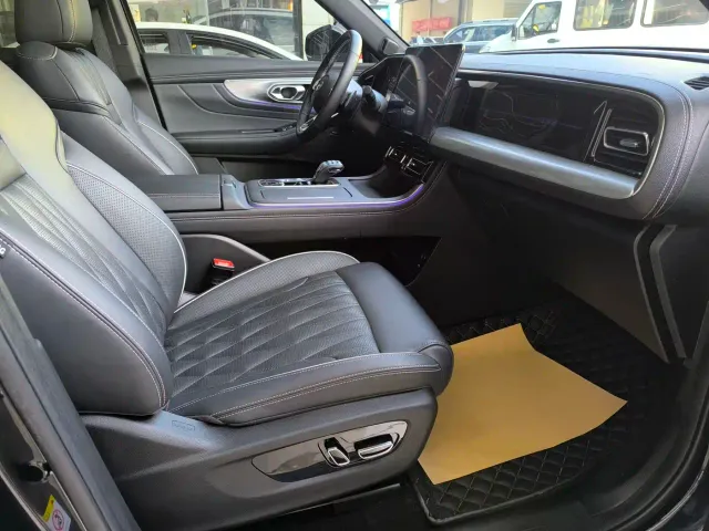 GAC Trumpchi GS8 — Фото автомобиля 6