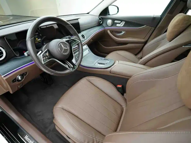 Mercedes-Benz E-Class — Фото автомобиля 9