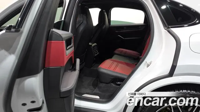 Porsche Cayenne PO536 — Фото автомобиля 16