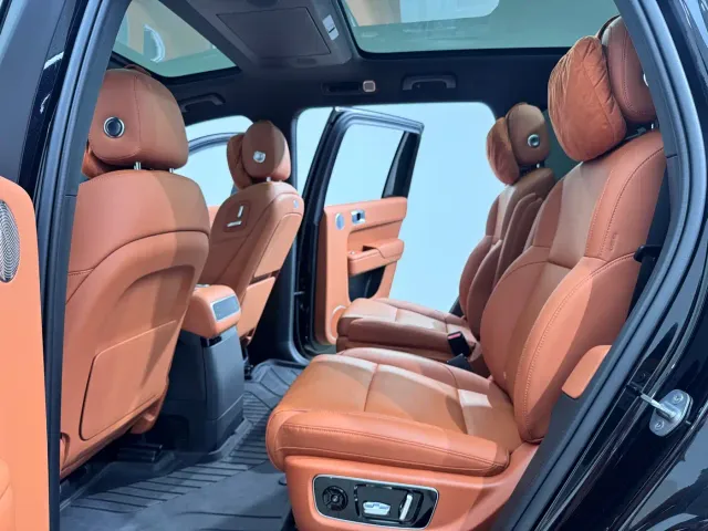 Li Auto L9 — Фото автомобиля 9