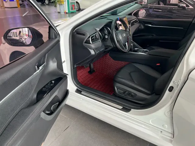 Toyota Camry — Фото автомобиля 5