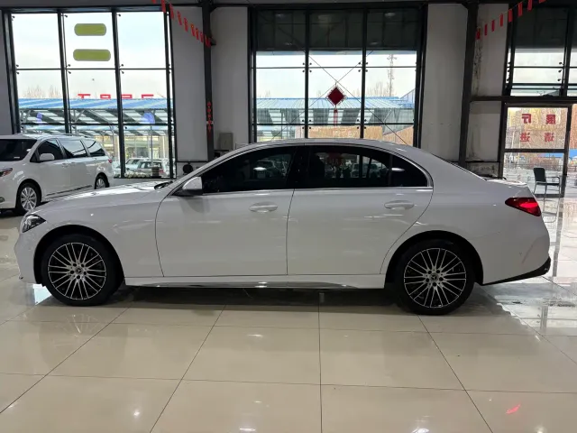 Mercedes-Benz C-Class — Фото автомобиля 12