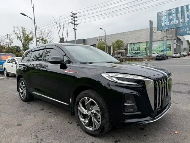 Hongqi HS3 PHEV — Фото автомобиля 8