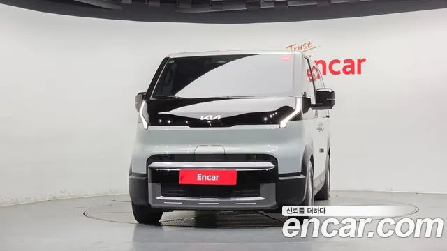 Kia PV5 — Фото автомобиля 3