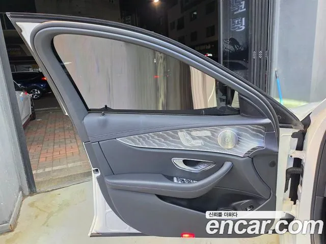 Mercedes-Benz E-Class W213 — Фото автомобиля 17