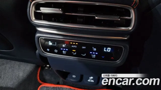 Genesis GV80 — Фото автомобиля 18