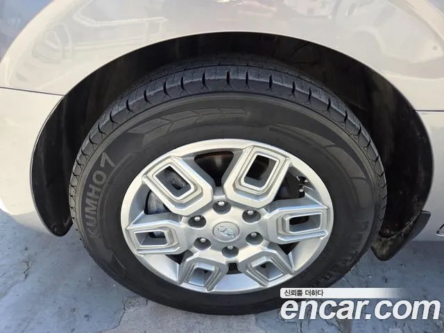 Hyundai Staria — Фото автомобиля 5