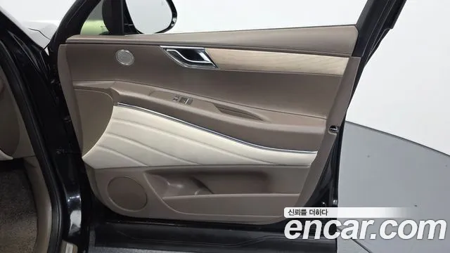 Genesis GV80 — Фото автомобиля 13