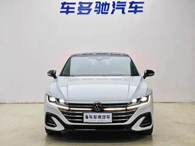 Volkswagen CC — Фото автомобиля 2