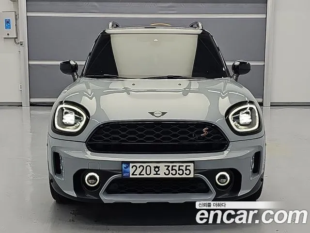 Фотография автомобиля — MINI Countryman