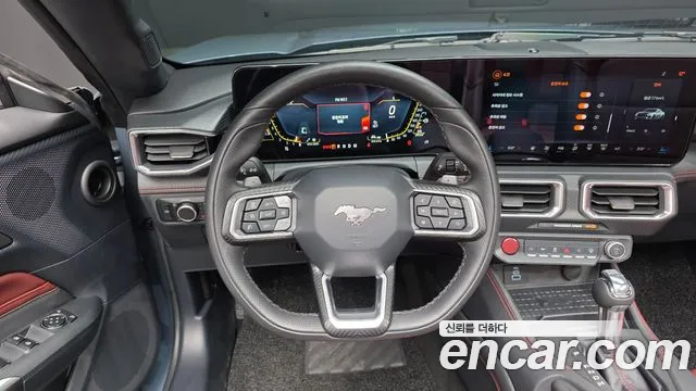 Ford Mustang Mustang 7 поколение 2.3 EcoBoost Premium Кабриолет — Фото автомобиля 13