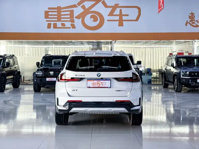 BMW X1 — Фото автомобиля 17