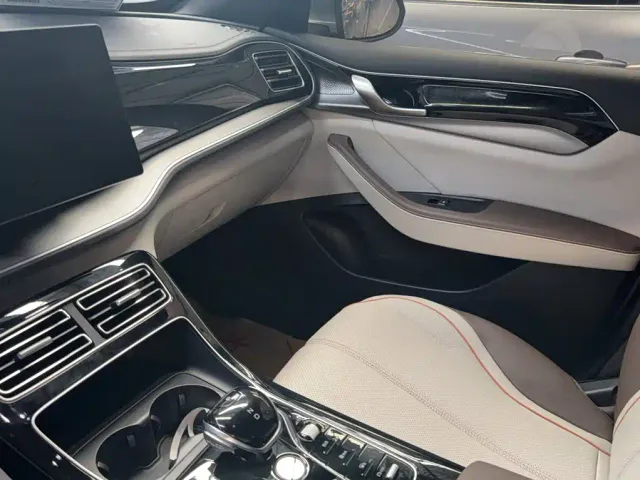 BYD Qin PLUS — Фото автомобиля 9