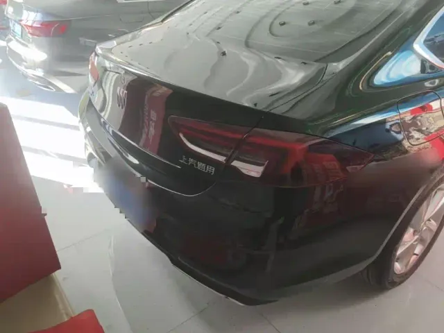 Buick Regal — Фото автомобиля 5
