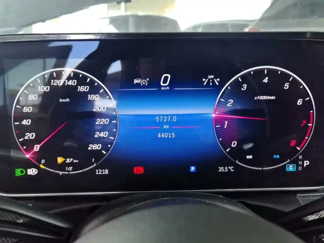 Mercedes-Benz C-Class — Фото автомобиля 11