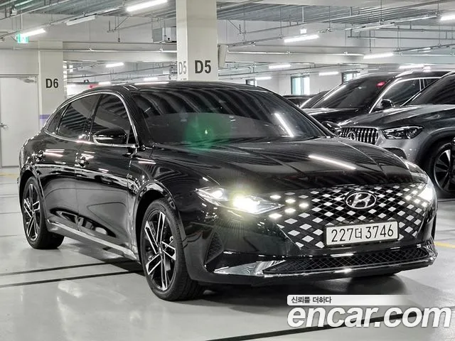 Hyundai Grandeur Grandeur (New) — Фото автомобиля 3