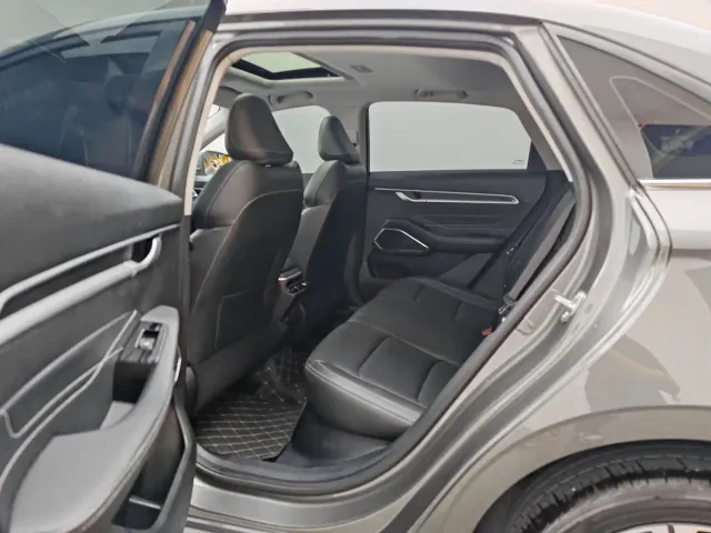 Geely Emgrand — Фото автомобиля 17