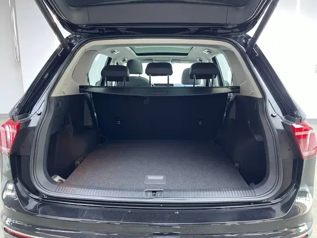 Volkswagen Tiguan L — Фото автомобиля 9