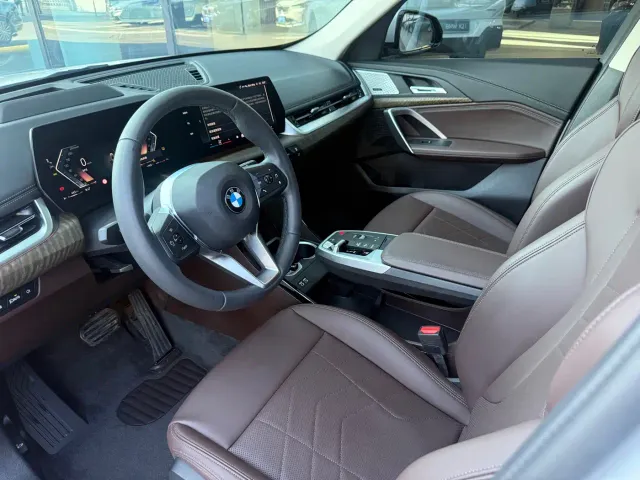 BMW X1 — Фото автомобиля 4