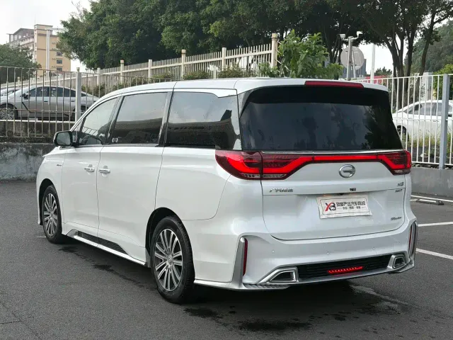 GAC Trumpchi M8 — Фото автомобиля 21