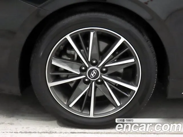 Hyundai Grandeur Grandeur (New) — Фото автомобиля 20