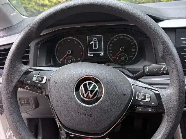 Volkswagen Polo 2023 Plus 1.5L Automatic Panorama Enjoyment Edition — Фото автомобиля 13