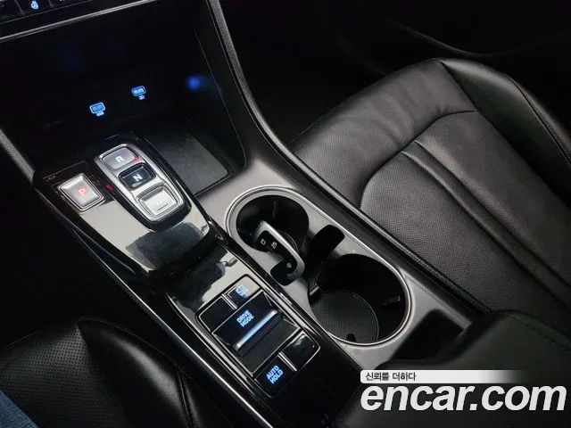 Hyundai Sonata Sonata (DN8) 2.0 LPG(Для проката) — Фото автомобиля 13