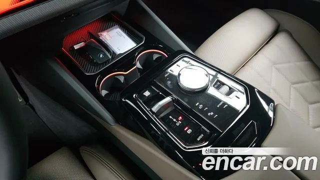 BMW 5 Series G60 — Фото автомобиля 8