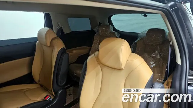 Kia Canival Carnival 4 поколение Бензин 9 мест Prestige — Фото автомобиля 13