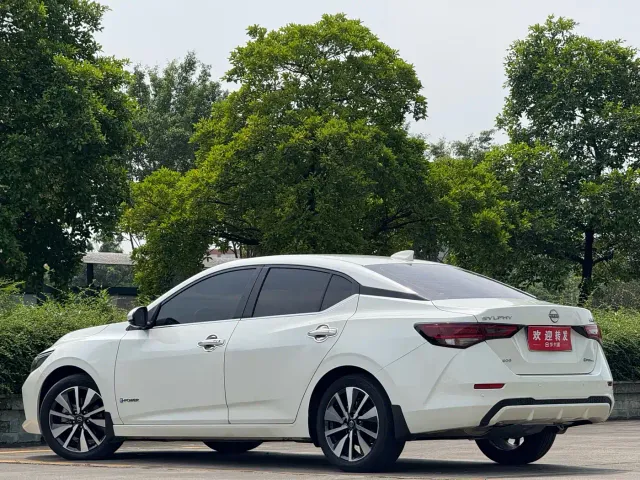 Nissan Sylphy — Фото автомобиля 6