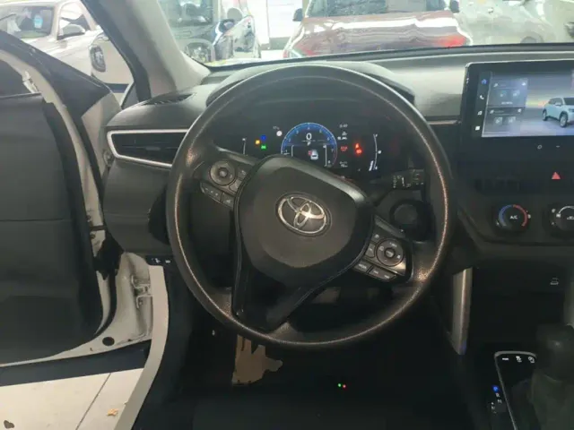 Toyota Corolla Cross — Фото автомобиля 10