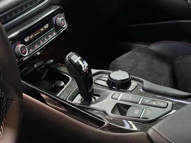 Toyota Supra — Фото автомобиля 8