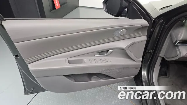 Hyundai Avante CN7 — Фото автомобиля 13